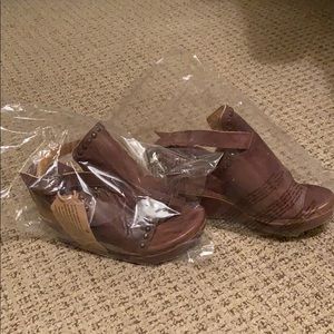 NEW Bed Stu Joanne Distressed Wedge Leather Sandal